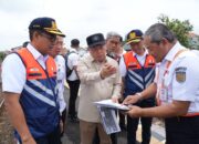 Direktur Utama KAI bersama Menhub  Cek Kesiapan Angkutan Nataru di Semarang Tawang dan Jalur KA Wilayah Daop 4 Semarang