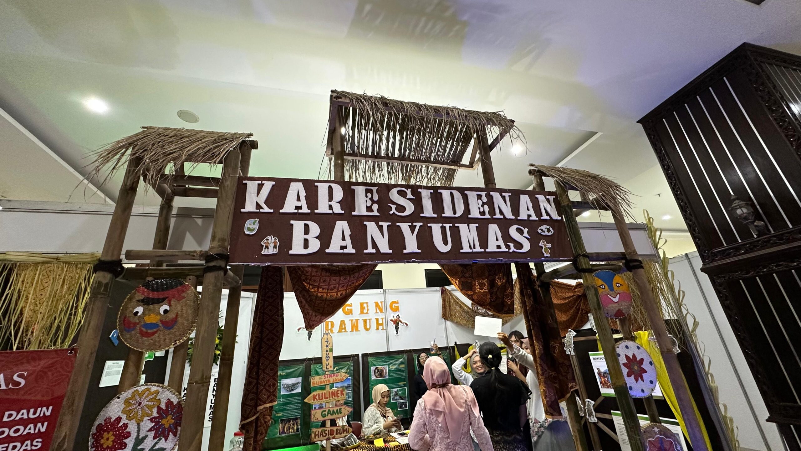 rangkaian Festival Komukino ke-11 yang diselenggarakan oleh Mahasiswa Program Studi Ilmu Komunikasi, Fakultas Teknologi Informasi dan Komunikasi, Universitas Semarang (USM)