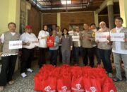 Immoderma Salurkan 200 Paket Sembako untuk Warga Terdampak Longsor di Karanganyar Gunung