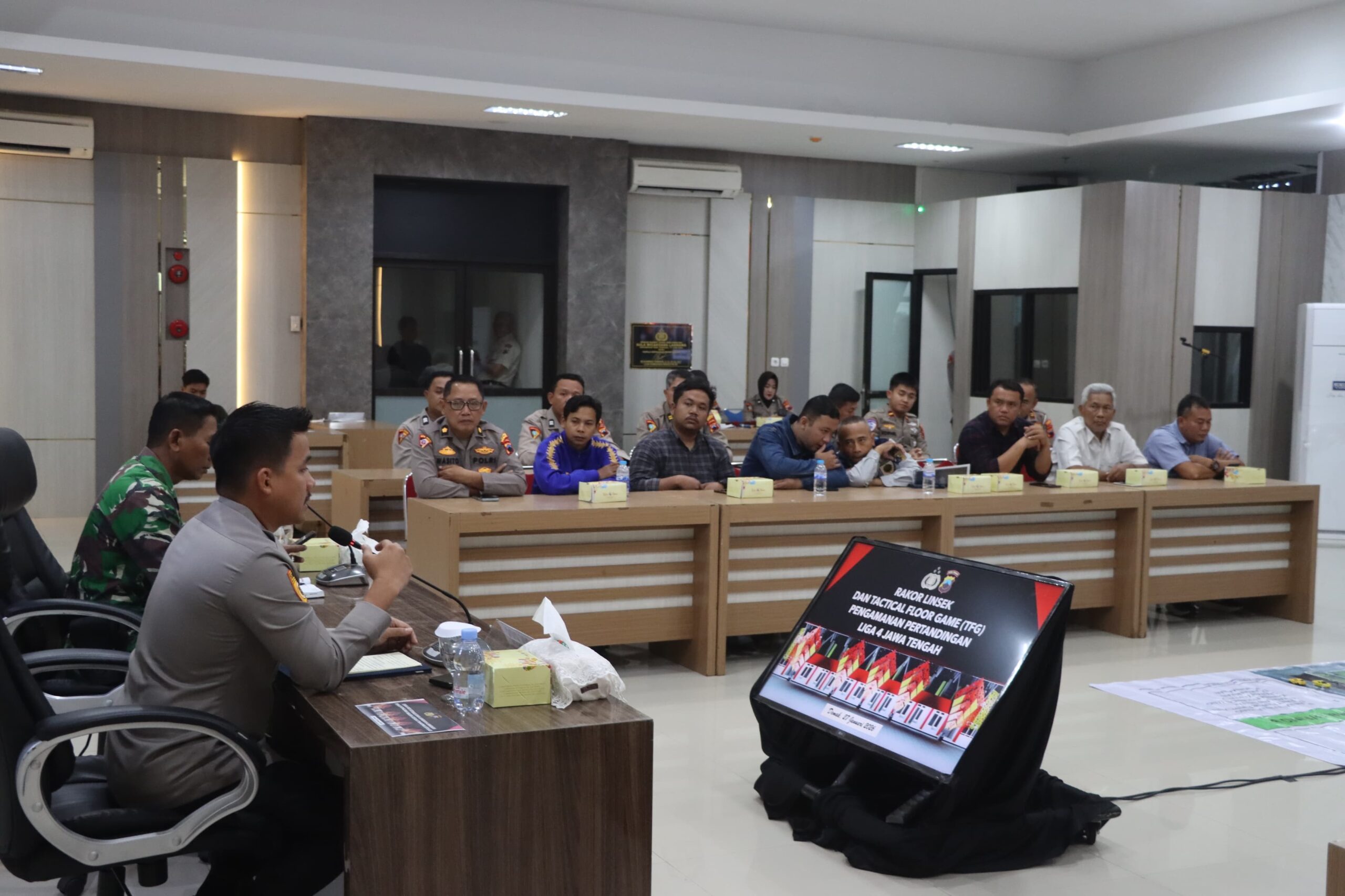 Untuk pengamanan Liga 4 Jawa Tengah yang berlangsung di 22 kota di Jawa Tengah Polres Demak menggelar Rapat Koordinasi Lintas Sektoral (Rakor Linsek) pengamanan kompetisi Liga 4 Jawa Tengah.