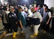 Bupati Batang Salurkan Bantuan Logistik Untuk Korban Banjir