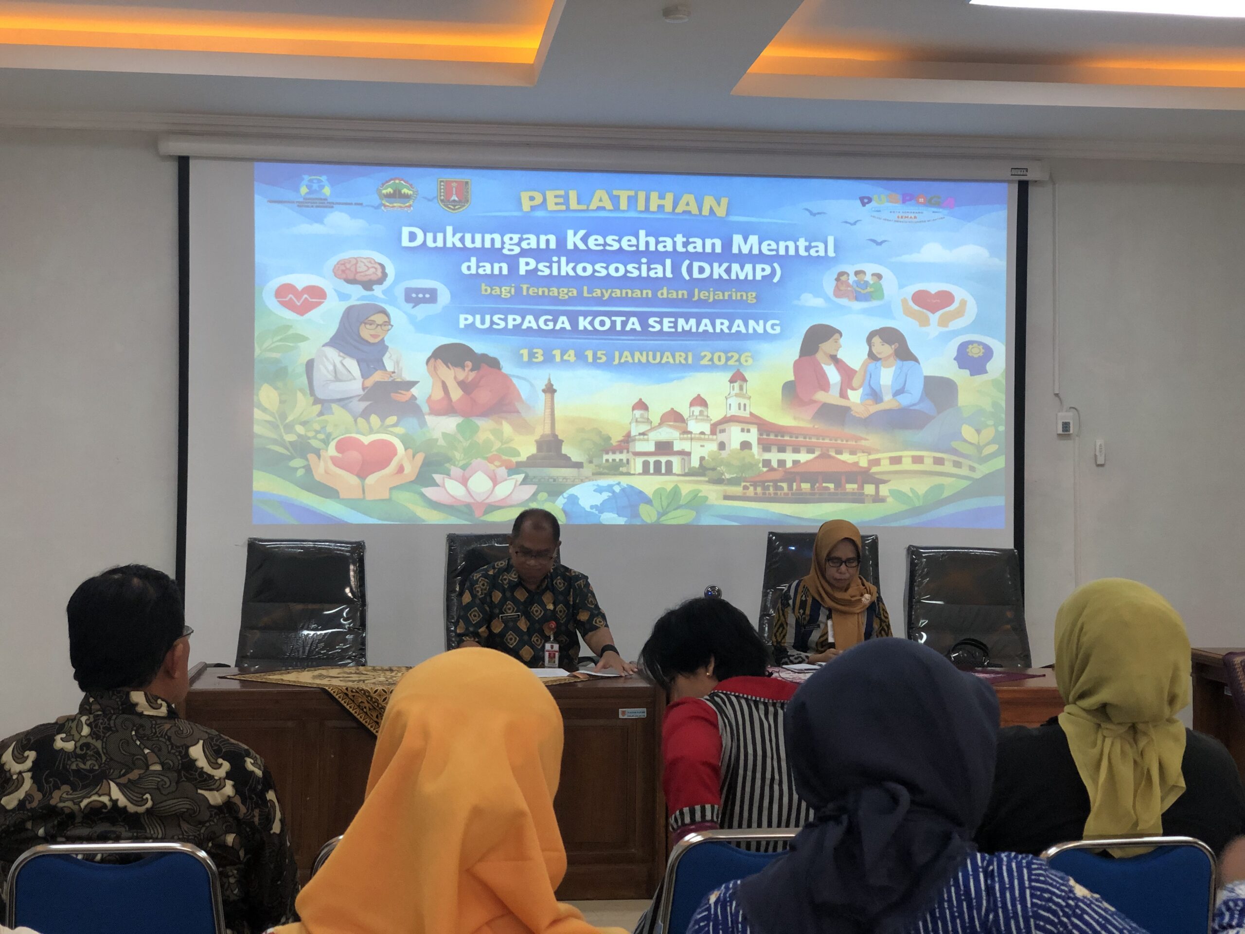 Dinas Pemberdayaan Perempuan dan Perlindungan Anak (DP3A) Kota Semarang menggelar Pelatihan Dukungan Kesehatan Mental dan Psikosososial (DKMP) bagi jejaring dan tenaga layanan PUSPAGA Kota Semarang.