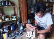 Perajin Topeng Desa Bandongan Populerkan Gaya Magelangan