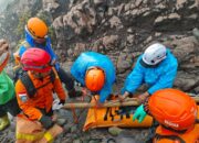 Pendaki Gunung Slamet yang Jatuh Ditemukan di Hari ke-16 Pencarian