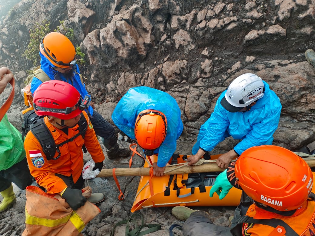 tim SAR gabungan dalam pencarian Syafiq Ridhan Ali Razan/Ali (18) seorang pendaki gunung Slamet yang hilang pada selasa, 30 Desember 2025 lalu akhirnya membuahkan hasil.