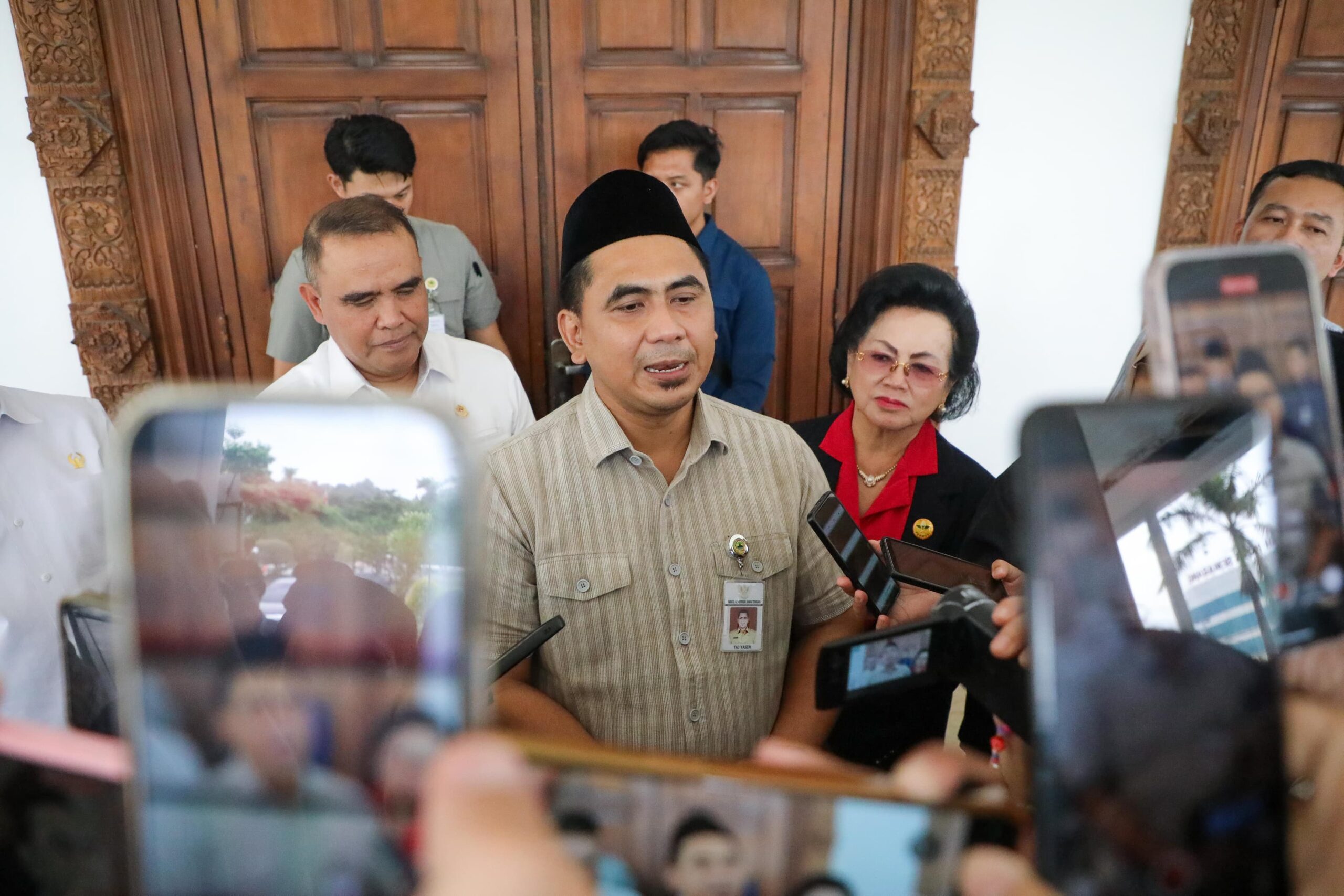 Wakil Gubernur Jawa Tengah, Taj Yasin usai acara pelantikan Pengurus Persatuan Wanita Olahraga Seluruh Indonesia (Perwosi) di Wisma Perdamaian, Kota Semarang, Senin (20/01/2026).