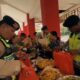Tim Dapur Lapangan Batalyon B Pelopor Satbrimob Polda Jateng melaksanakan kegiatan tanggap bencana di wilayah Kota Pekalongan.