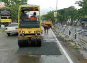 Masuk Musim Hujan, Pemkot Semarang Lakukan Perbaikan Jalan Berlubang 