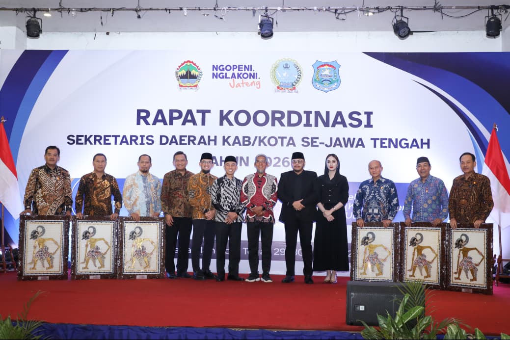 Sekretaris Daerah (Sekda) Provinsi Jawa Tengah, Sumarno saat acara Rapat Koordinasi Forum Sekretaris Daerah Seluruh Indonesia (Forsesdasi) Komisariat Wilayah Jawa Tengah.