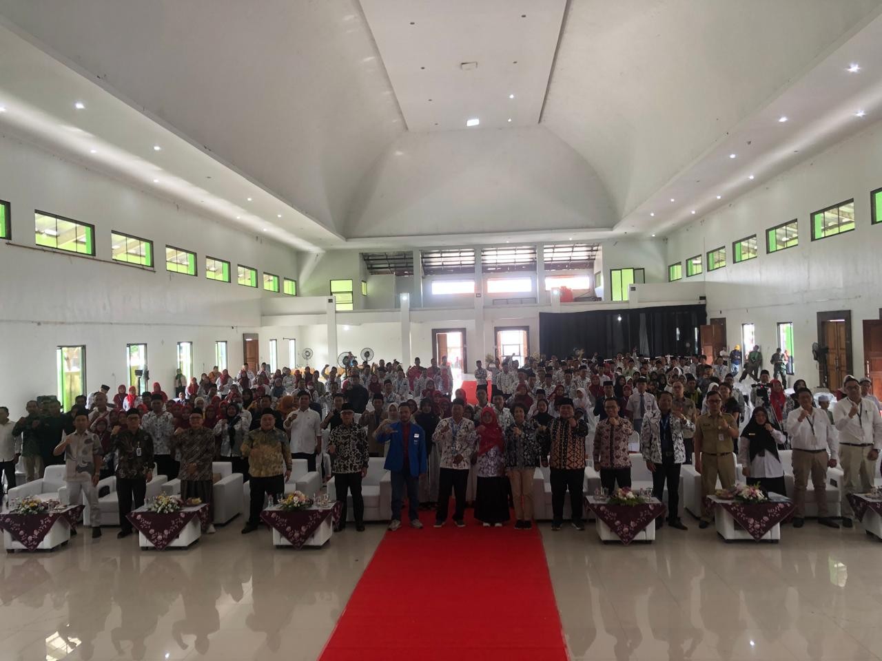 Persatuan Guru Seluruh Indonesia (PGSI) Kabupaten Demak bersama Badan Pemeriksa Keuangan Republik Indonesia (BPK RI) menggelar sosialisasi Literasi Keuangan Negara untuk Pendidikan Berintegritas dan Berkelanjutan. Kegiatan tersebut berlangsung di Gedung IPHI Demak, Selasa (03/02/26).