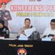 Kompol Nana didampingi Kasat Reskrim AKP Catur Agus Yudho dan Kasihumas AKP Ida Widaastuti dalam konferensi pers yang digelar Selasa (03/02/2026).