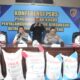 Dirreakrimsus Polda Jateng Kombes Pol Djoko Julianto didampingi Kabid Humas Kombes Pol Artanto dalam konferensi pers di Kantor Direktorat Reserse Kriminal Khusus (Ditreskrimsus) Polda Jateng, Banyumanik, Kota Semarang, Rabu (4/2/2026) siang. Kegiatan tersebut turut dihadiri perwakilan Dinas Pertanian dan Peternakan Provinsi Jawa Tengah serta PT Pupuk Indonesia Regional Jawa Tengah.