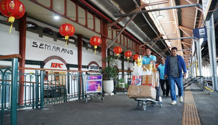 Meriahkan Perayaan Imlek, Beli Tiket KA di Stasiun Tawang Diskon 10 Persen