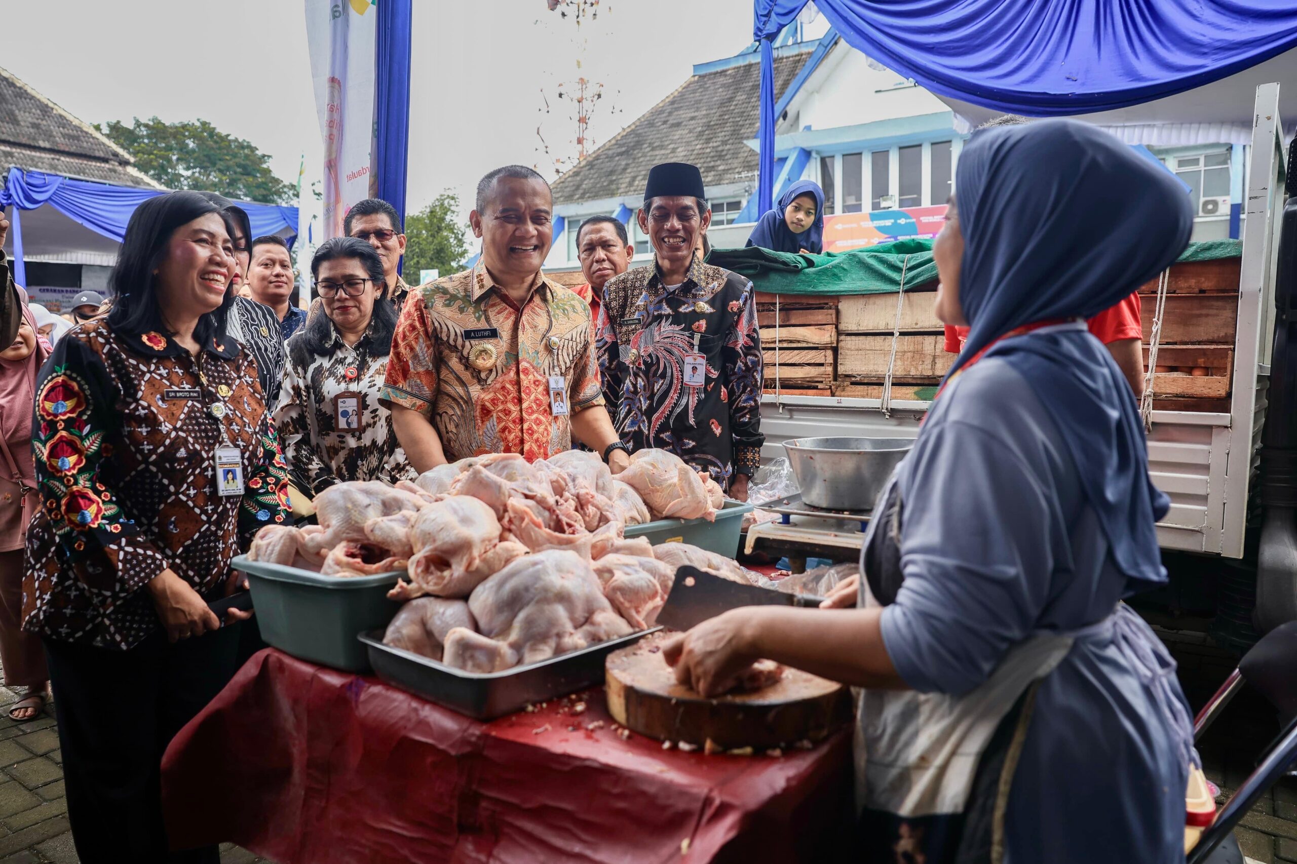 Gunernur Jawa Tengah, Ahmad Luthfi saat meninjau GPM di halaman Kantor TVRI Jawa Tengah, Semarang, Jumat, 13 Februari 2026. 