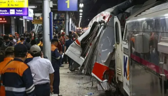 Gugatan Penumpang Warnai Penanganan Tragedi KA Argo Bromo Anggrek di Bekasi