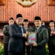 Gubernur Jateng Ahmad Luthfi menerima Laporan Hasil Pemeriksaan LKPD 2025 dengan opini WTP dari BPK RI di Gedung DPRD Jateng, Senin 8 Juni 2026 (foto: Pemprov Jateng)