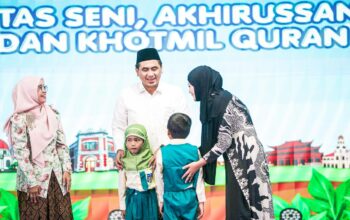 Wagub Jateng Gus Yasin bersama Bunda PAUD Nawal Arafah Yasin menghadiri Pentas Seni KB/TK Hj Isriati Baiturrahman I, Sabtu 13 Juni 2026 (foto: Pemprov Jateng)