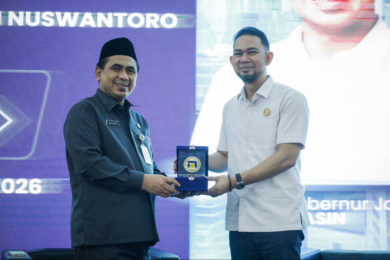 Wagub Jateng Taj Yasin Maimoen saat menjadi narasumber LKMM-TM 2026 di Udinus, 17 Juni 2026 (foto: Pemprov Jateng)