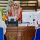 Calon murid melakukan daftar ulang di SMA Negeri 1 Semarang (foto: Pemprov Jateng)