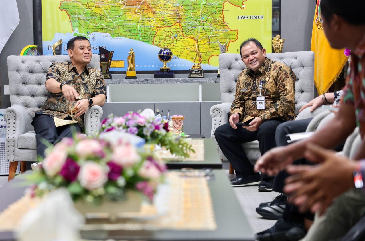 Gubernur Jateng Ahmad Luthfi bertemu dengan Bupati Semarang Ngesti Nugraha, Kamis 25 Juni 2026 (foto: Pemprov Jateng)
