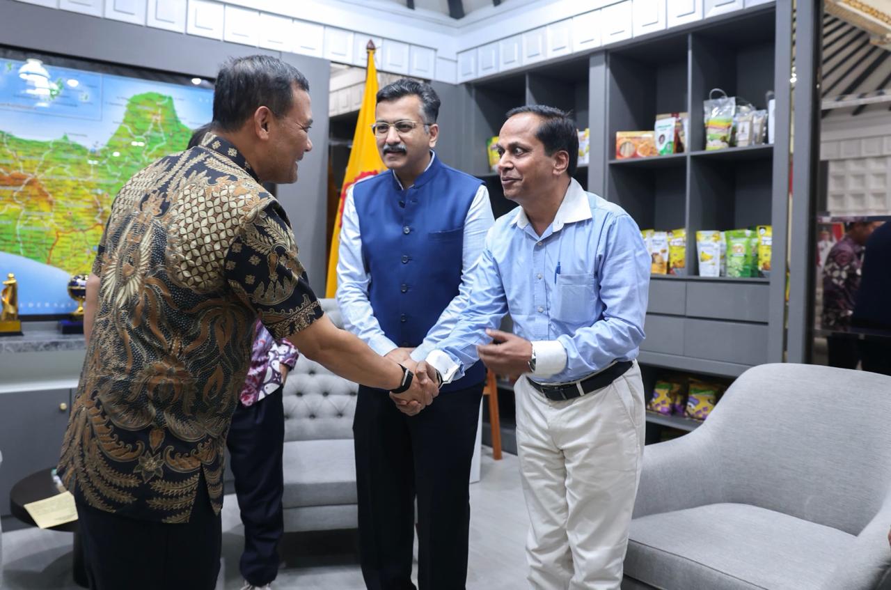 Investor India J.K. Enterprises membidik sektor pertanian dan energi surya di Jawa Tengah (foto: Pemprov Jateng)