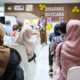 Sekda Jateng Sumarno didampingi Ketua DWP Jateng Indah Sumarno meresmikan Dharma Daycare di Semarang (foto: Pemrov Jateng)