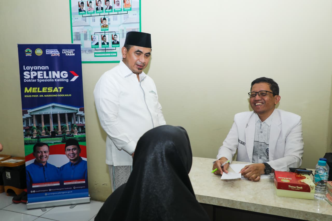 Wagub Jateng Taj Yasin Maimoen meninjau layanan Program Speling di Klinik NU Medika Cilongok, Banyumas Sabtu 4 Juli 2026 (foto: Pemprov Jateng)