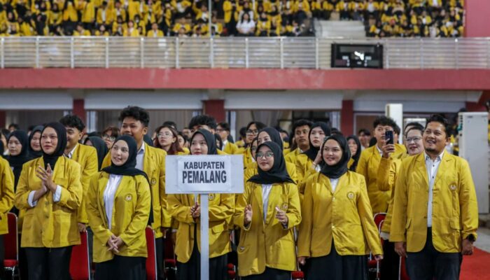 Gus Yasin: Mahasiswa KKN Unsoed Harus Aktif Dukung Program Kecamatan Berdaya