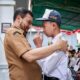 Gubernur Jateng Ahmad Luthfi menyapa siswa Program Sekolah Kemitraan di SMA Laboratorium UPGRIS, Senin 13 Juli 2026 (foto: Pemprov Jateng)