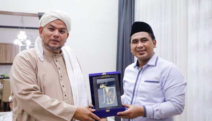 Gus Yasin Gagas Kerja Sama Pesantren Jateng–Malaka