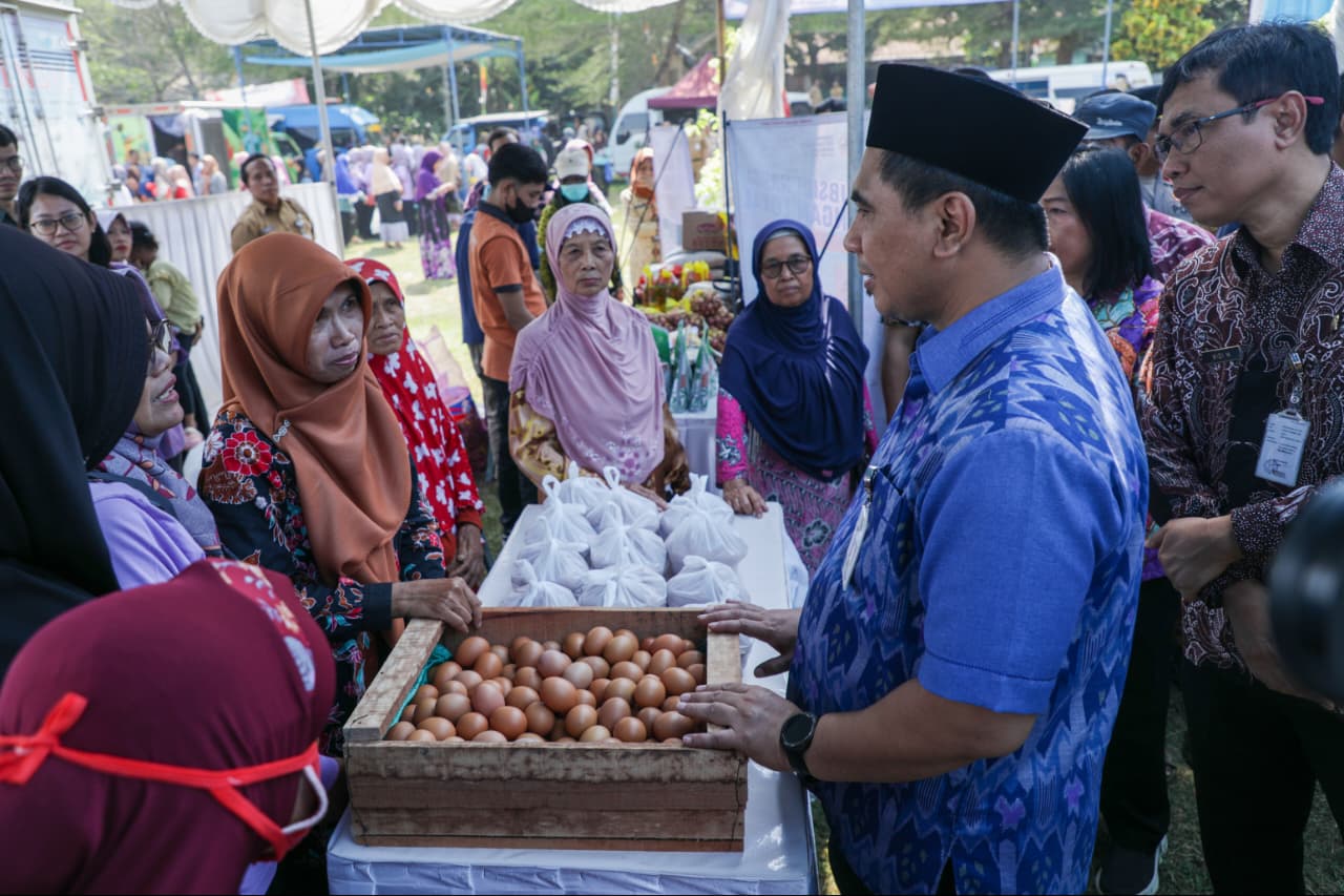 Wakil Gubernur Jateng, Gus Yasin, menghadiri Festival Pangan di Desa Ayamputih, Kebumen. Selasa 14 Juli 2026 (foto: Pemprov Jateng)