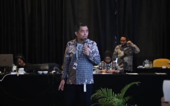 Kepala Bidang Lalu Lintas, Angkutan Pelayaran dan Penerbangan pada Badan Kebijakan Transportasi sekaligus pengurus Intelligent Transport System (ITS) Indonesia dan Masyarakat Transportasi Indonesia (MTI), Dr Bram Hertasning