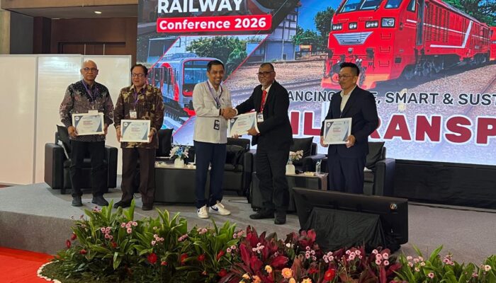 Cegah Kecelakaan Kereta, Kemenhub Dorong Penerapan ‘Railway Monitoring System’ Berbasis AI