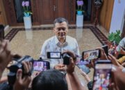 Gubernur Jawa Tengah Ahmad Luthfi memberikan keterangan pers terkait Operasi Tangkap Tangan KPK terhadap Bupati Pemalang (foto: Pemprov Jateng)