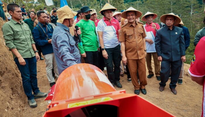 Sulap Lahan Tidur Jadi Smart Farming, Gubernur Ahmad Luthfi Targetkan Revola di 35 Kabupaten/Kota