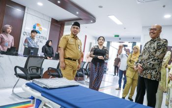 Wakil Gubernur Jawa Tengah Taj Yasin Maimoen dalam peresmian Queen Latifa Hospital di Kota Semarang, Selasa, 15 September 2026 (foto: Pemprov Jateng)