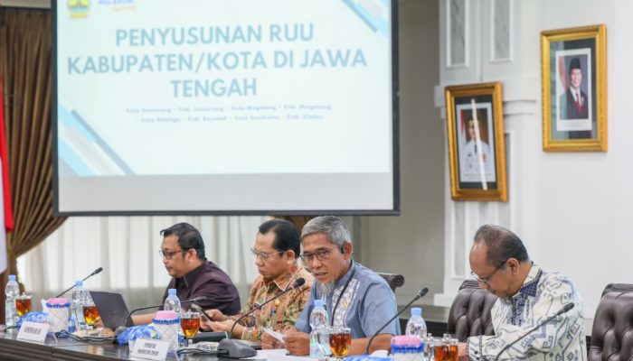 Bahas Penyusunan RUU 8 Daerah, Sekda Sumarno Dorong Akomodasi Karakteristik Lokal