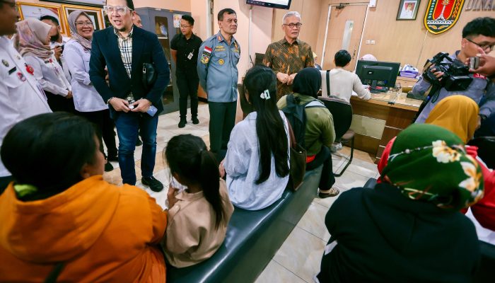 Respons Aduan Maksimal 24 Jam, Gubernur Ahmad Luthfi Perketat Standar Pelayanan Publik Jateng
