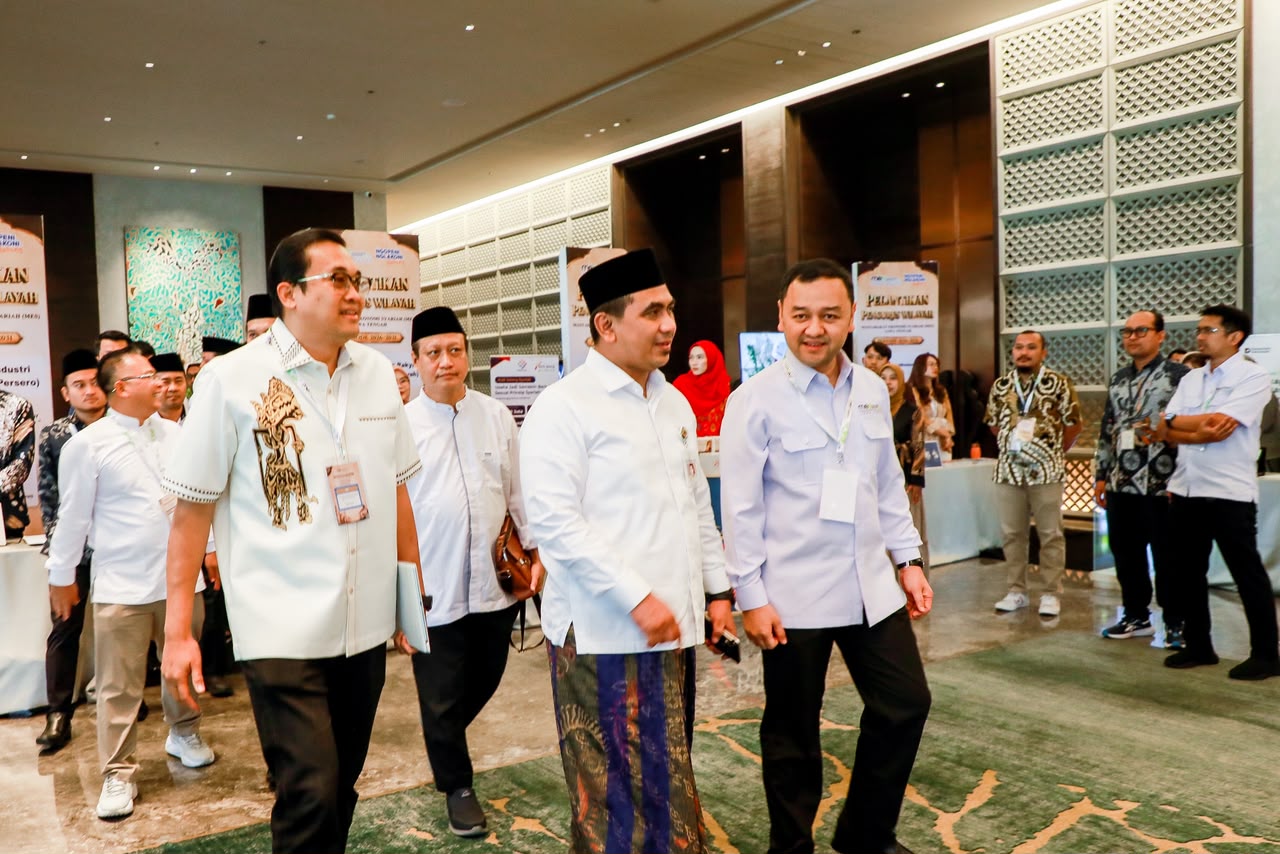 Wakil Gubernur Jawa Tengah Taj Yasin Maimoen dalam acara Sharia Economic Leaders Forum (SELF) Jateng 2026 di Padma Hotel, Kota Semarang, Jumat, 2 Oktober 2026 (foto: Pemprov Jateng)
