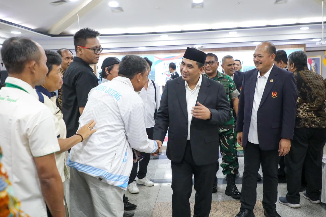 Wakil Gubernur Jawa Tengah Taj Yasin Maimoen dalam pembukaan CdM Meeting Porprov XVII Jawa Tengah 2026 di Gedung Grhadika Bhakti Praja, Semarang, Jumat, 2 Oktober 2026 (foto: Pemprov Jateng)