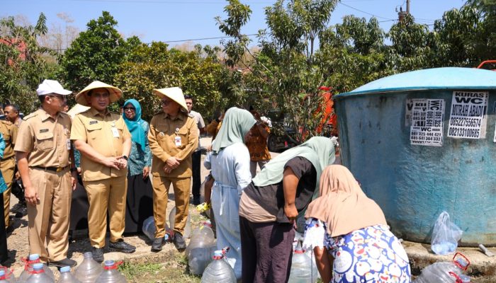 Atasi Krisis Air Bersih 60 Desa di Pati, Pemprov Jateng Salurkan Bantuan Tangki dan Solusi Teknologi