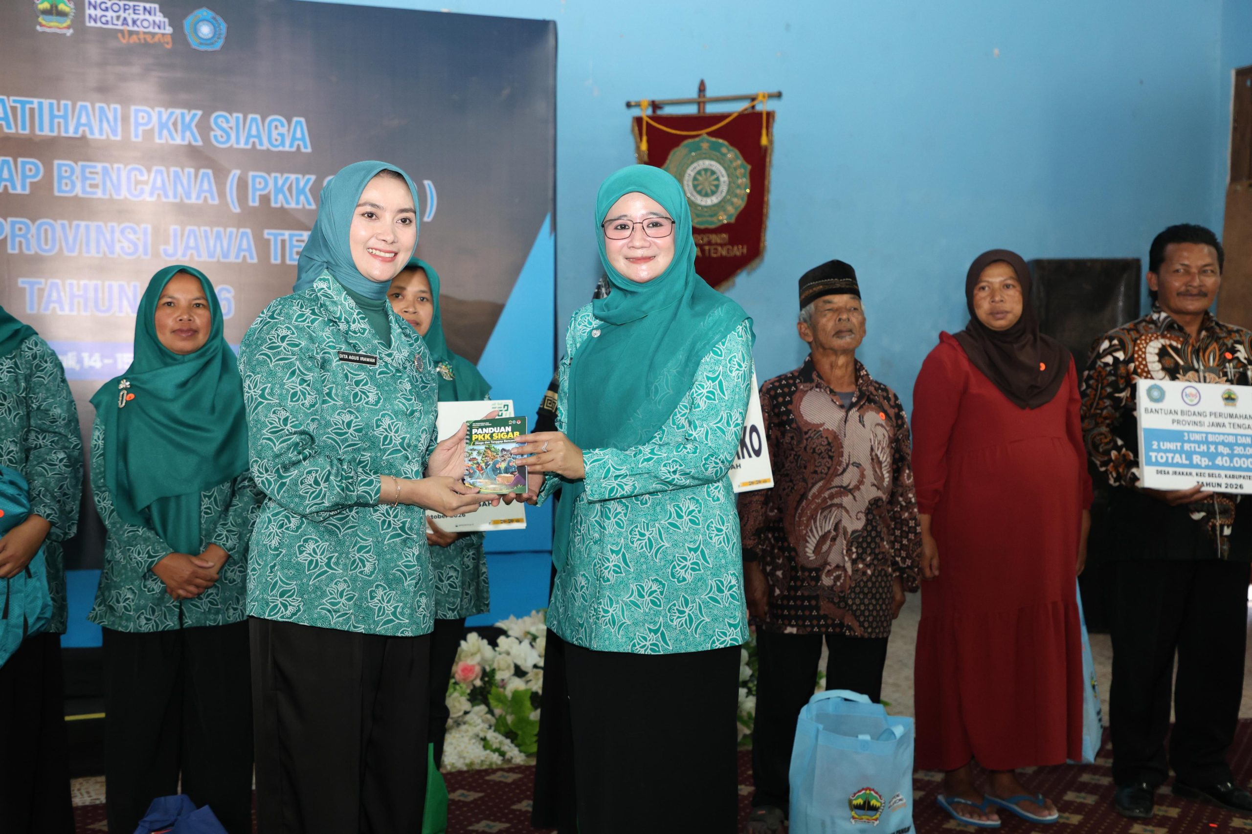 Ketua TP PKK Jawa Tengah Nawal Arawah Yasin buka Pelatihan PKK Sigab di Balai Desa Jrakah, Kecamatan Selo, Boyolali, Kamis, 15 Oktober 2026 (foto: Pemrpov Jateng)