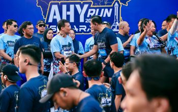 Menko IPK Agus Harimurti Yudhoyono bersama Gubernur Jawa Tengah Ahmad Luthfi dalam AHY Run 2026 di kawasan Simpang Lima, Semarang, Minggu, 18 Oktober 2026 (foto: Pemprov Jateng)