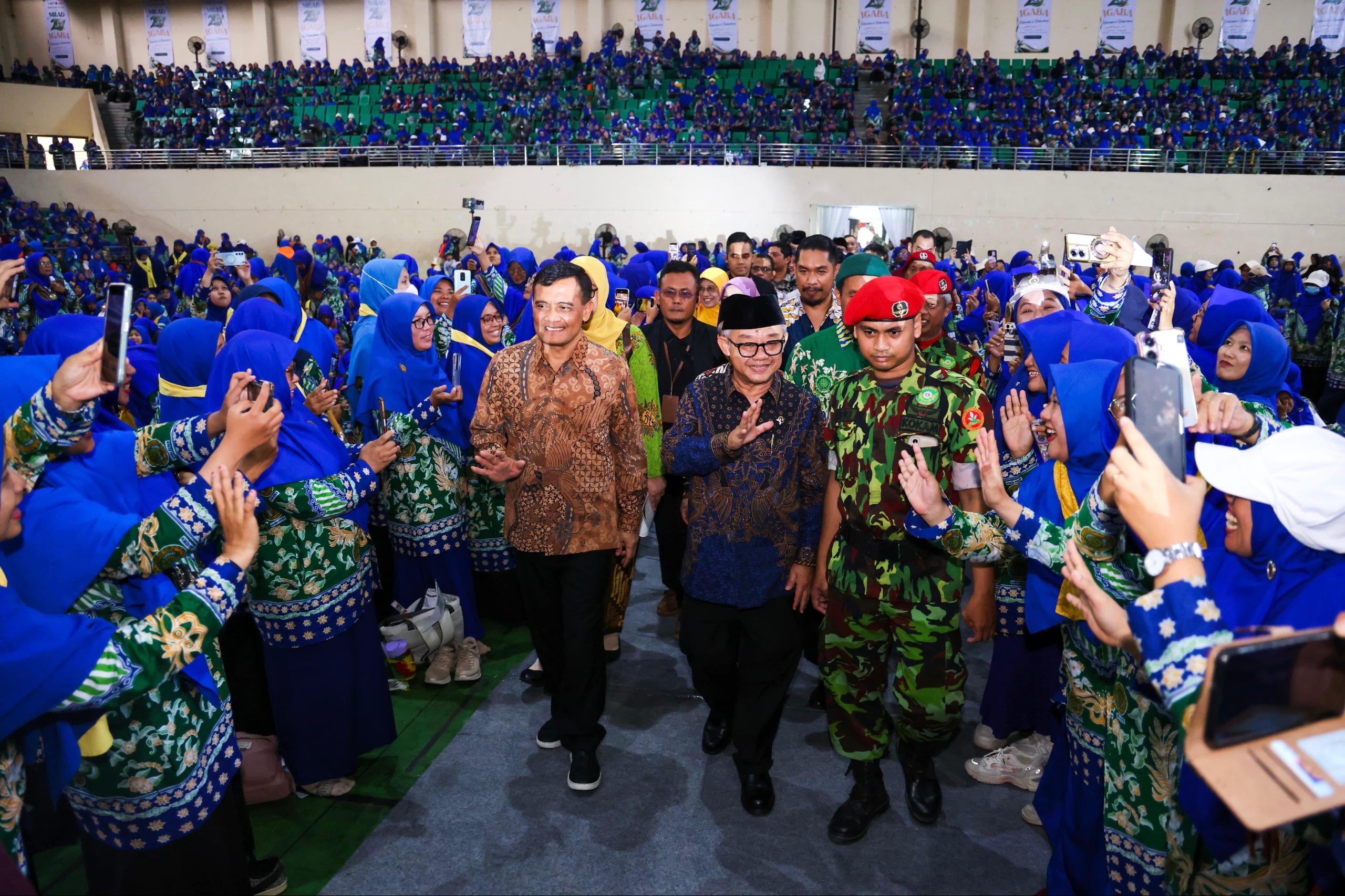 Gubernur Jawa Tengah Ahmad Luthfi menghadiri Apel Akbar 10.000 Guru TK ABA se-Jawa Tengah di Semarang. (Foto: Dok. Humas Pemprov Jateng)
