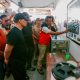 Gubernur Jawa Tengah Ahmad Luthfi memberikan arahan saat meninjau posko pemadaman karhutla Gunung Sumbing di Basecamp Bimawari, Temanggung, Minggu (25/10/2026). (Foto: Dok. Humas Pemprov Jateng)
